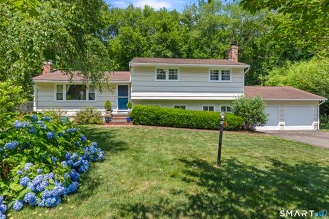 Photo of 16 Tamarac Drive, Madison, CT 06443 (MLS # 24214239)