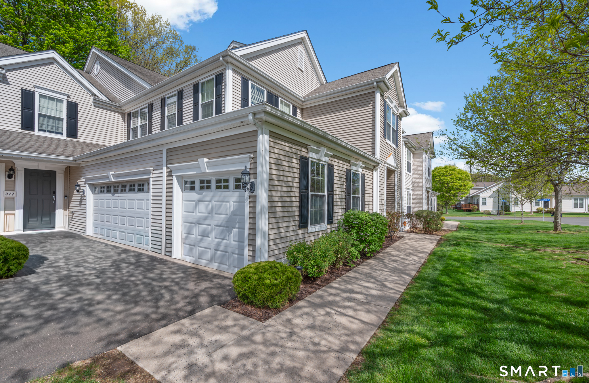 323 Sterling Drive 323
