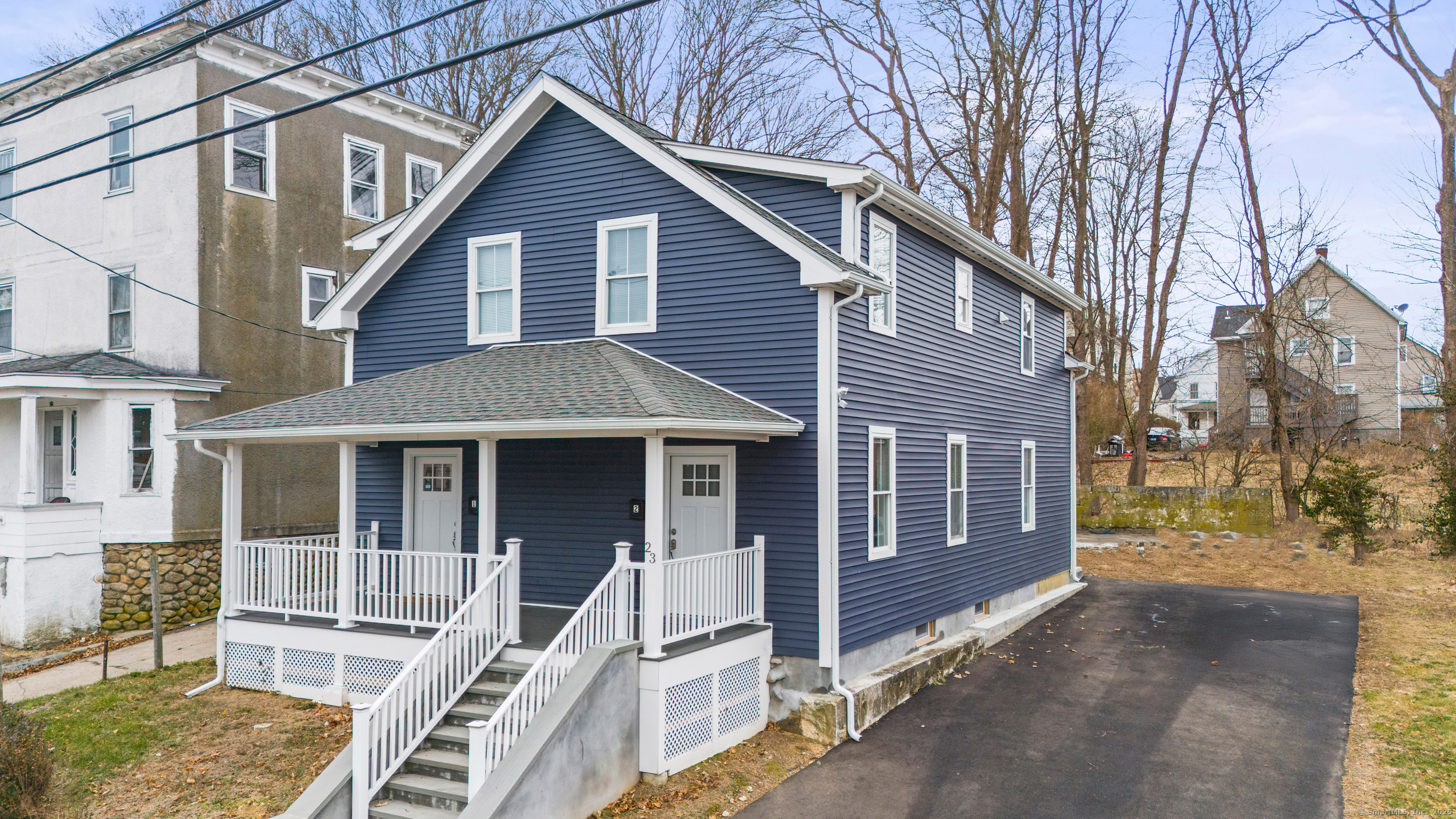 Property for Sale at Moore Avenue, New London, Connecticut - Bedrooms: 4 
Bathrooms: 3.5 
Rooms: 10  - $475,000