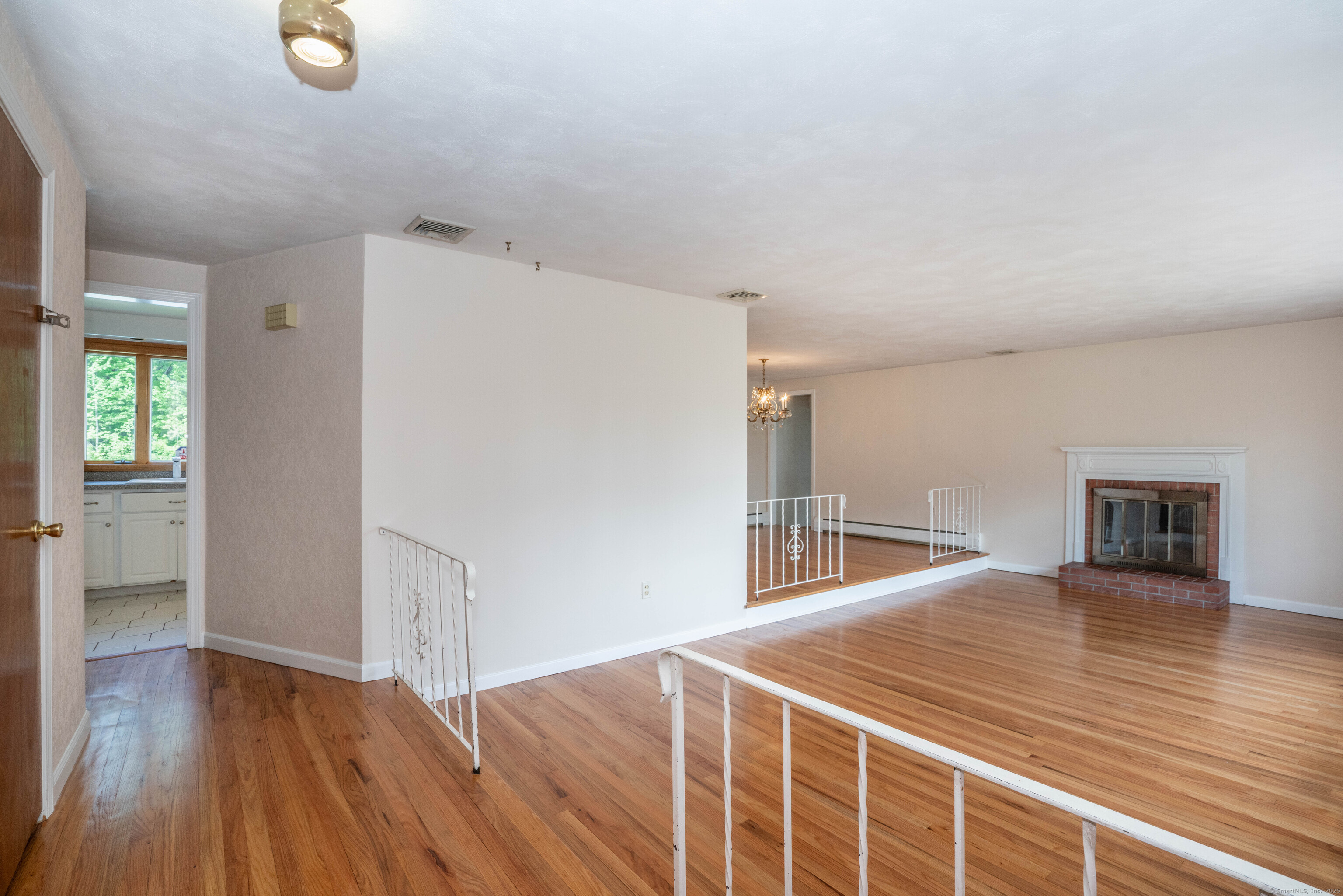 63 Willard Avenue