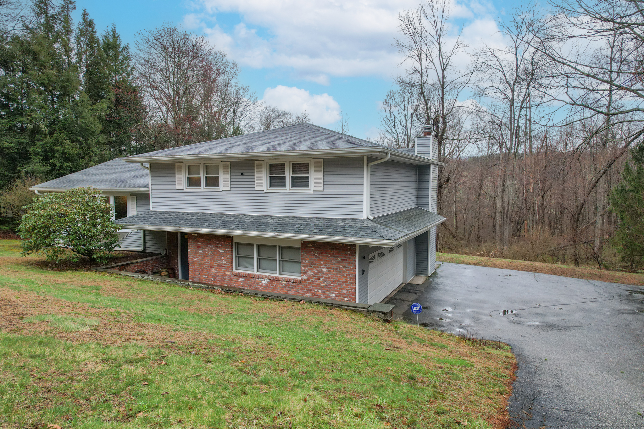 850 Thompson Road, Thompson, Connecticut image 2