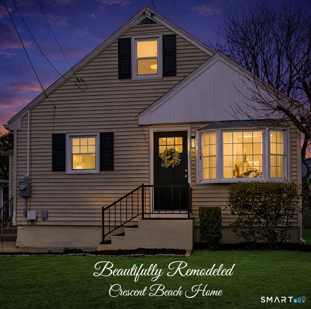 Photo of 61 Terrace Avenue, East Lyme, CT 06357 (MLS # 24163366)