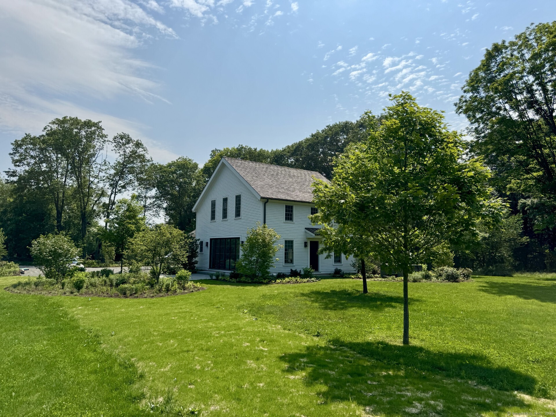 24 Old Roxbury Road