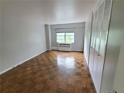 Tiny photo for 80 Cartright Street #7H, Bridgeport, CT 06604 (MLS # 24152009)