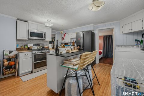 Tiny photo for 349 Naubuc Avenue #A, Glastonbury, CT 06033 (MLS # 24152616)