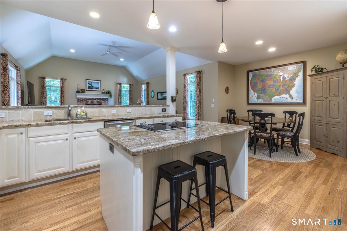 7 Pinnacle Drive