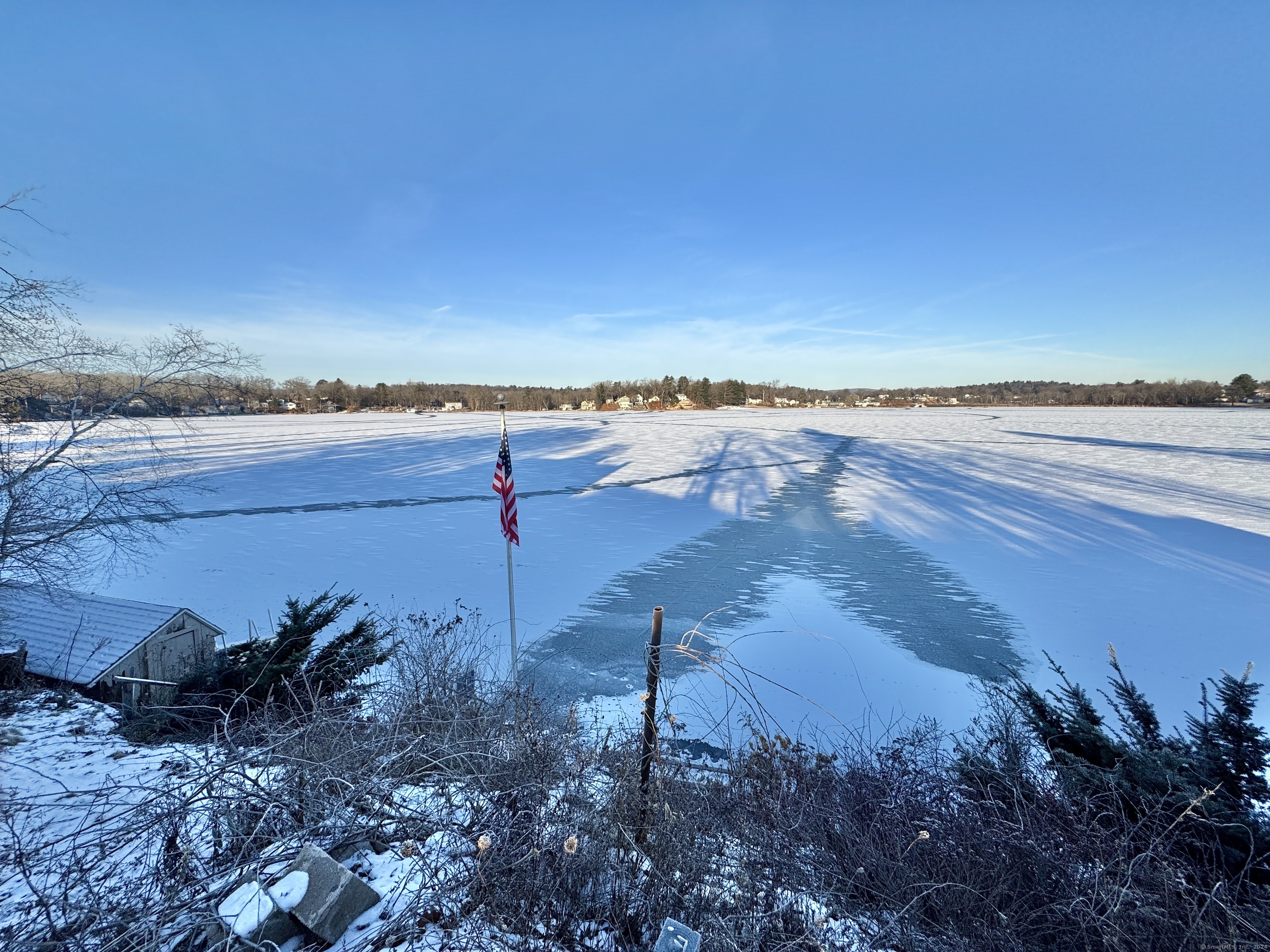 Lake Road, Suffield, Connecticut -  - 