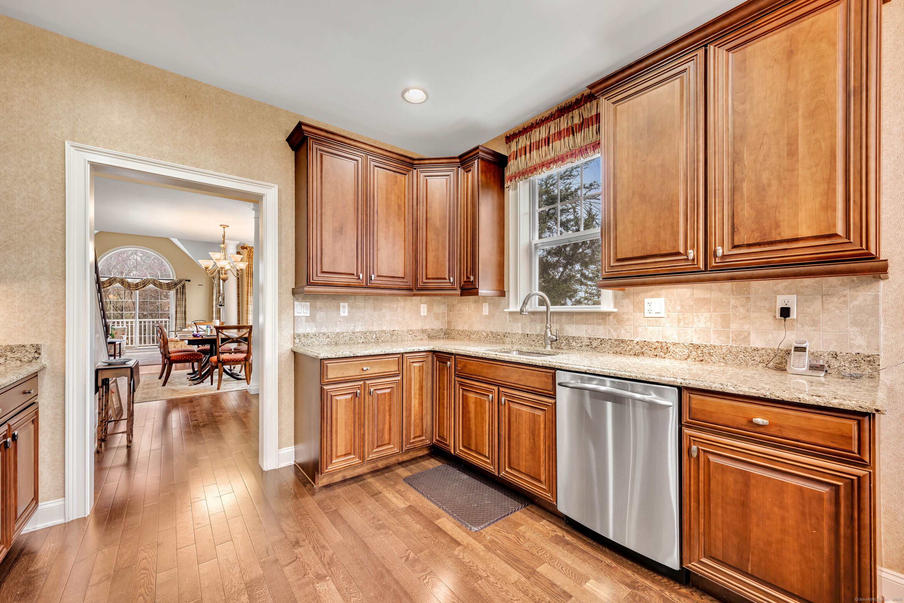 1 Dogwood Court #1, Middlebury, Connecticut image 5