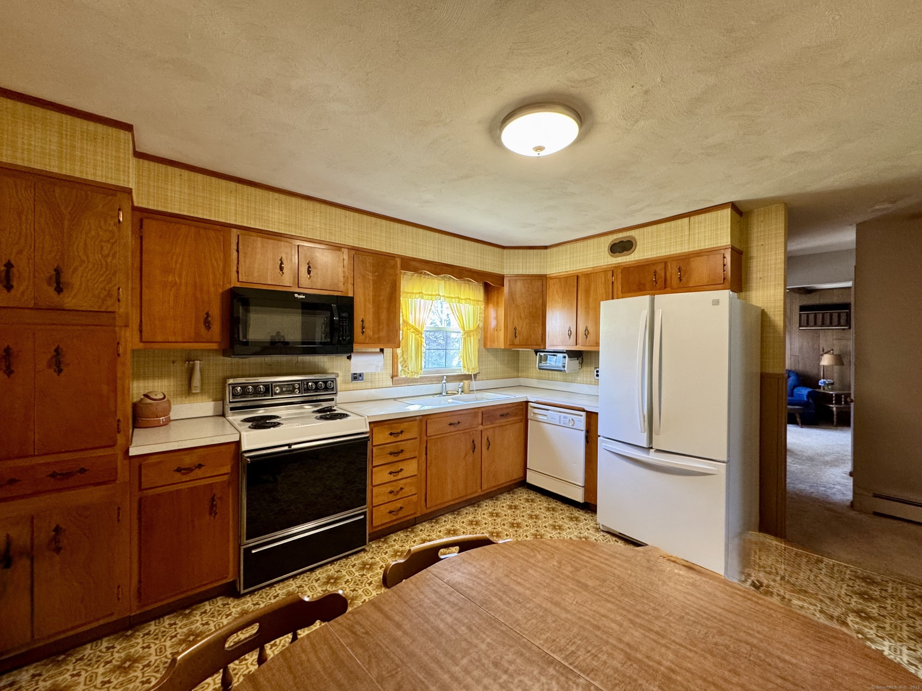 11 Pound Sweet Hill, Bethel, Connecticut image 9