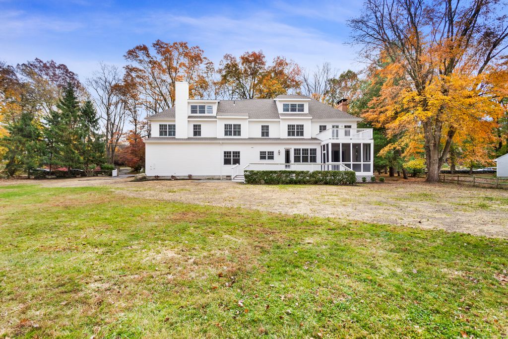 Photo of 123 Greens Farms Road, Westport, CT 06880 (MLS # 24137404)