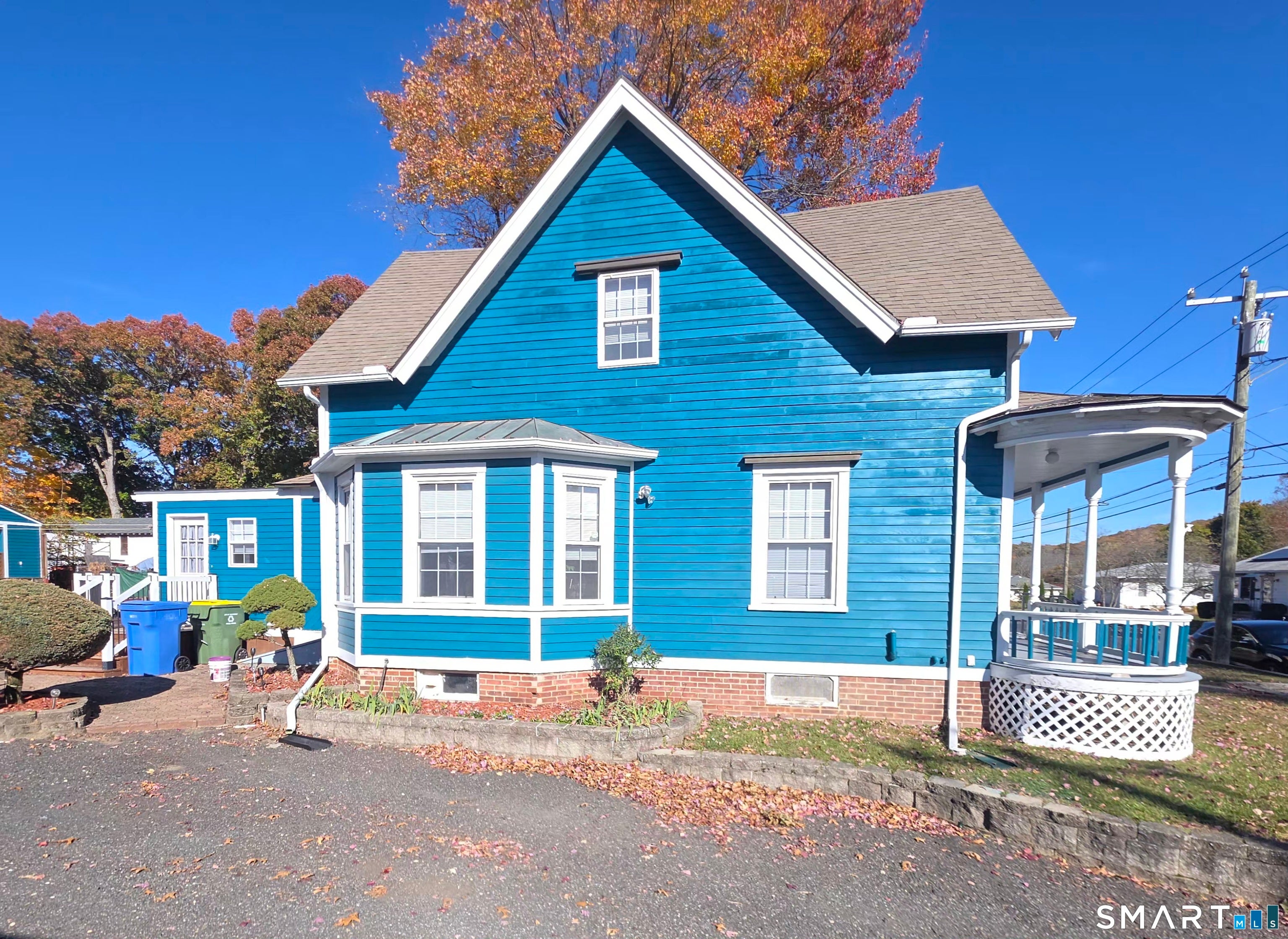 17 Edgewood Avenue