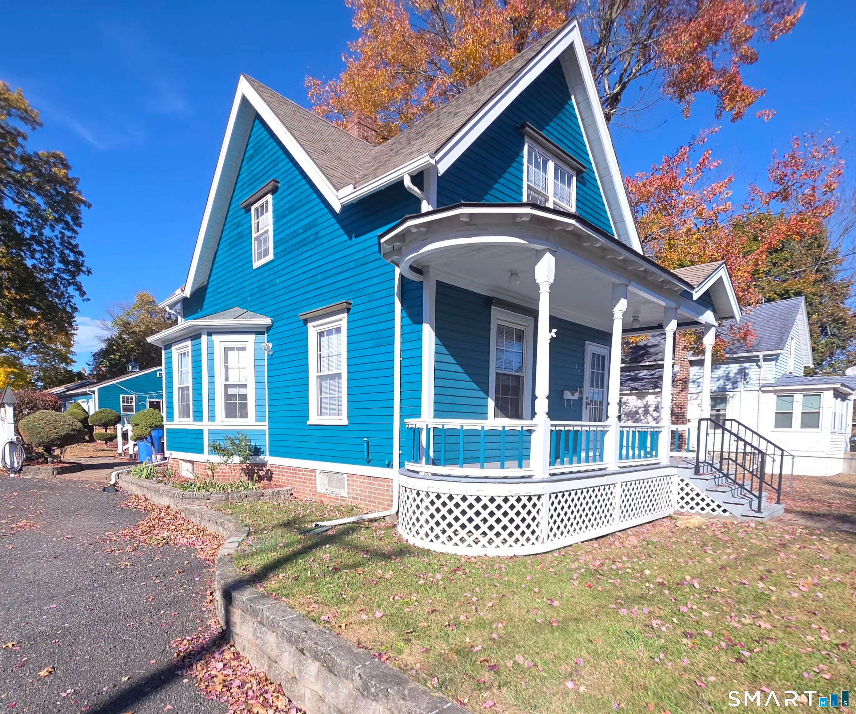 17 Edgewood Avenue
