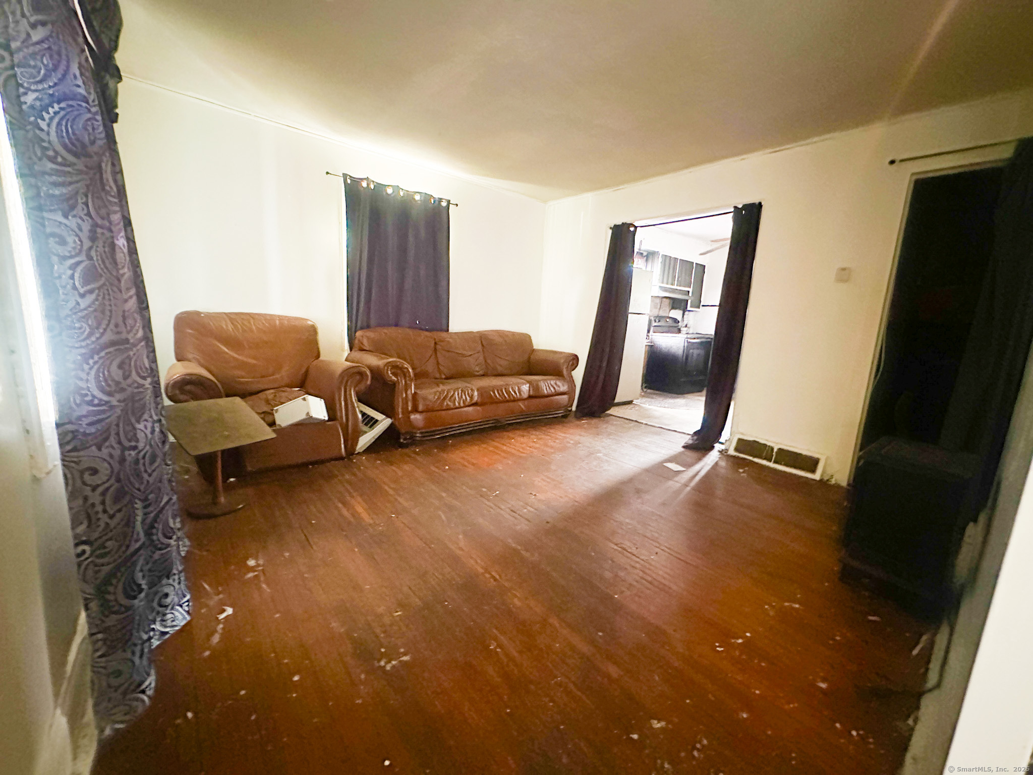 575 Pearl Harbor Street, Bridgeport, Connecticut image 2