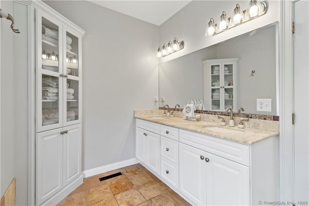 76 French Mountain Road, Watertown, Connecticut image 21