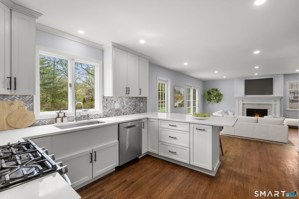 Photo of 12 Westwood Place, Stamford, CT 06902 (MLS # 24172929)
