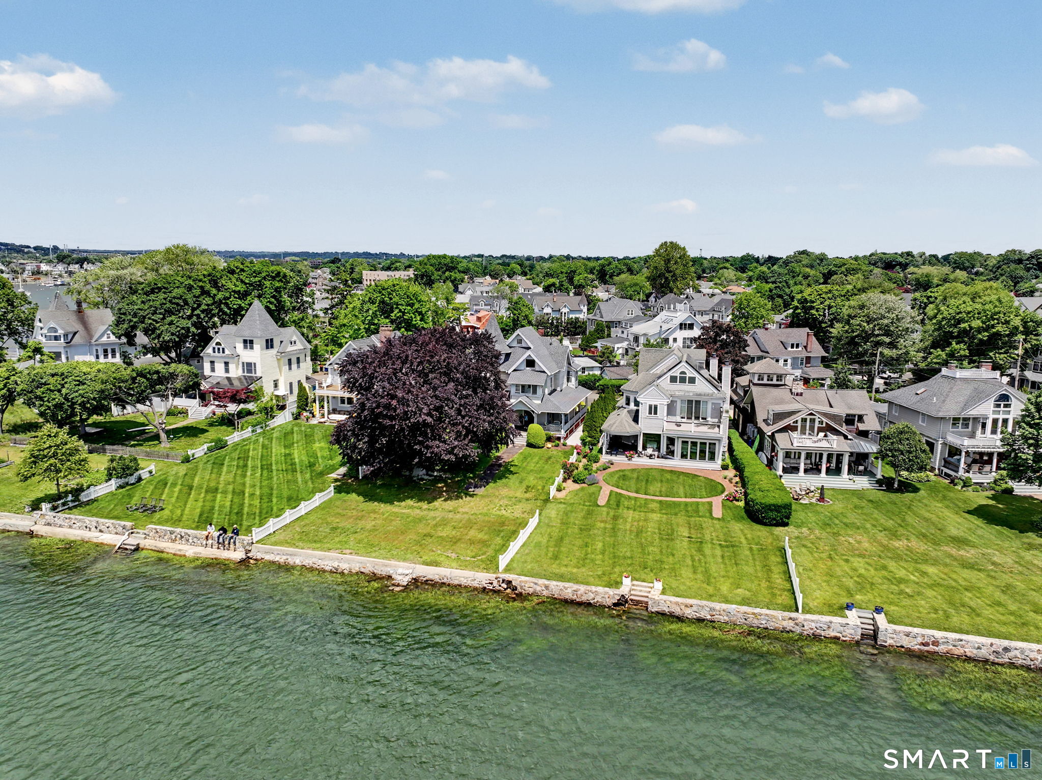 9 Seaside Place
