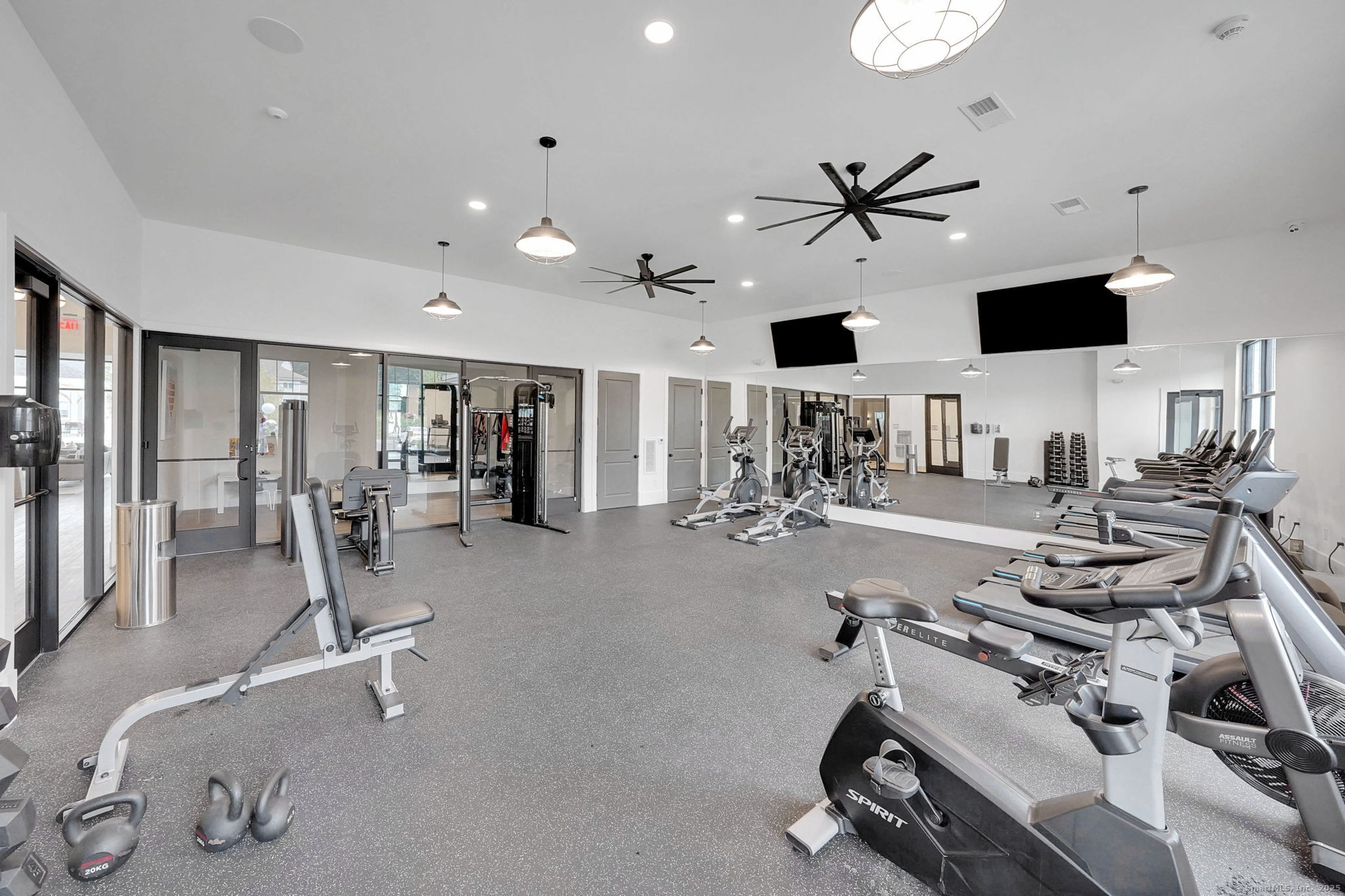 280 Salmon Brook Street 4212