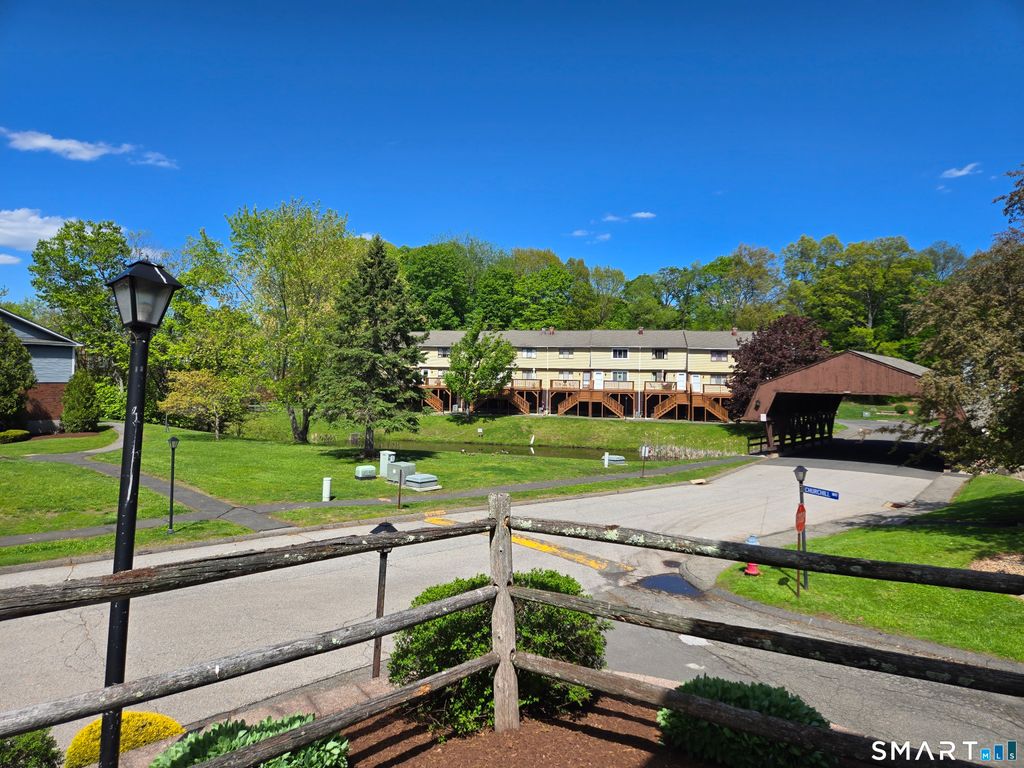 Photo of 1 Churchill Way #1, Newington, CT 06111 (MLS # 24174950)