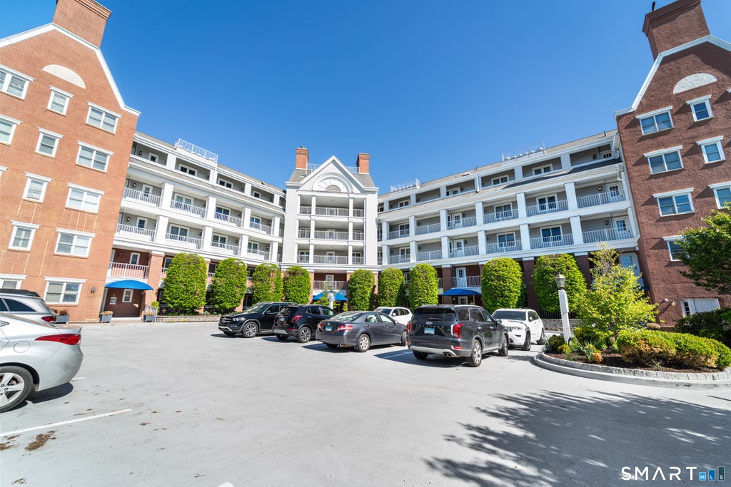 Photo of 43 Harbor Drive #101, Stamford, CT 06902 (MLS # 24174717)