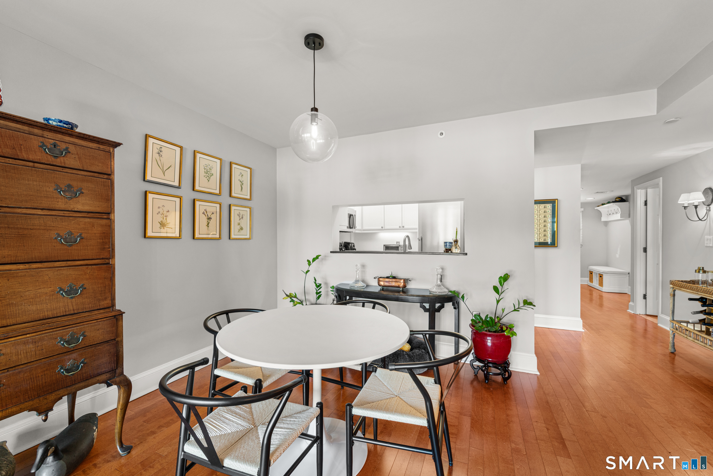 43 Harbor Drive 101
