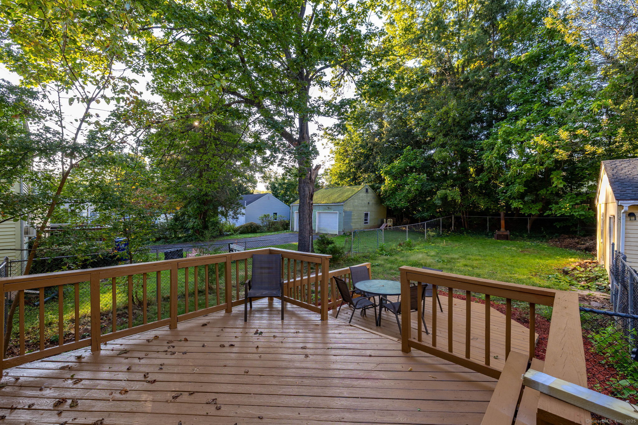 Newington, Connecticut 06111, United States, 2 Bedrooms Bedrooms, ,2 BathroomsBathrooms,Residential,Active,214095