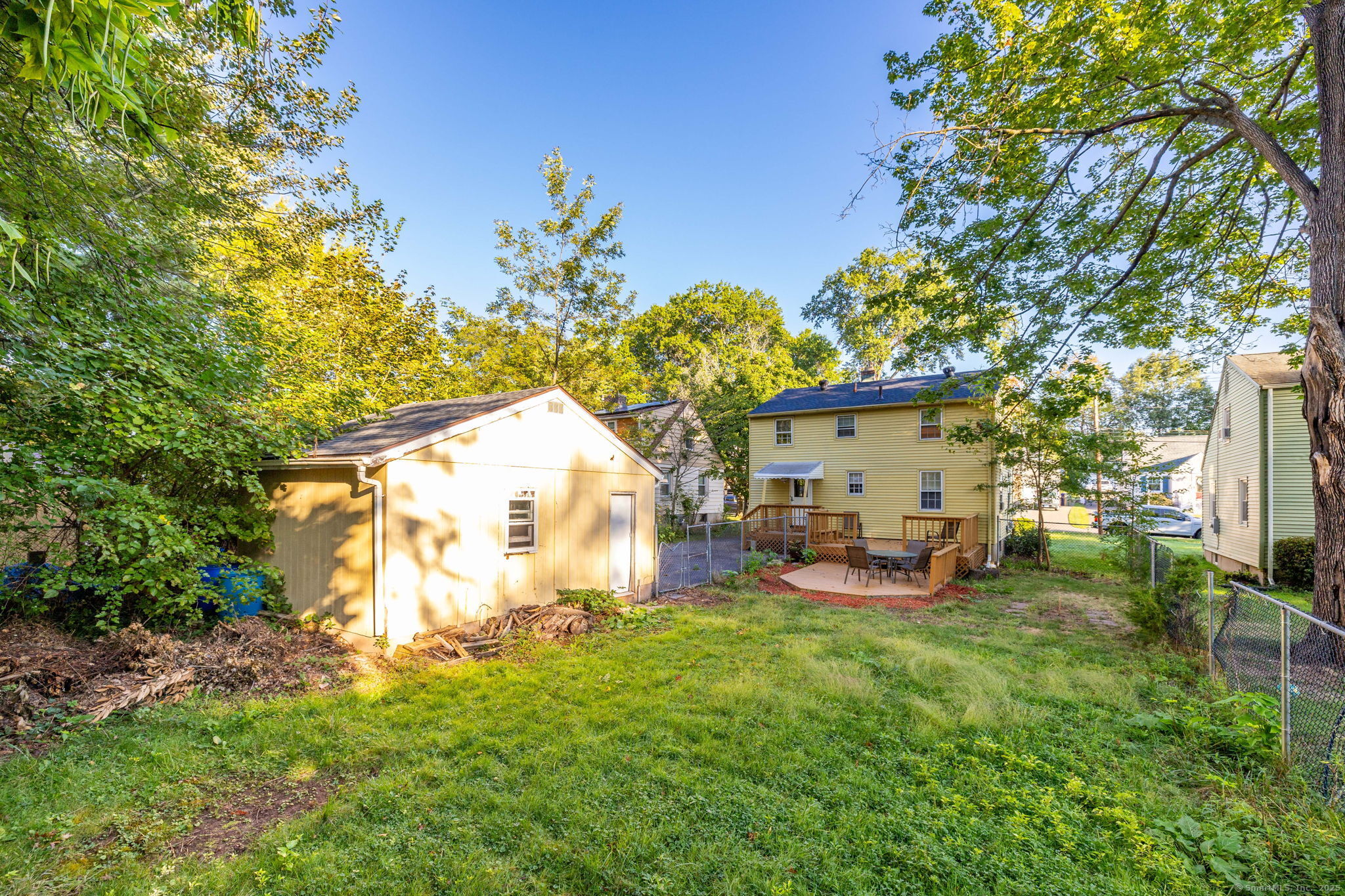 Newington, Connecticut 06111, United States, 2 Bedrooms Bedrooms, ,2 BathroomsBathrooms,Residential,Active,214095