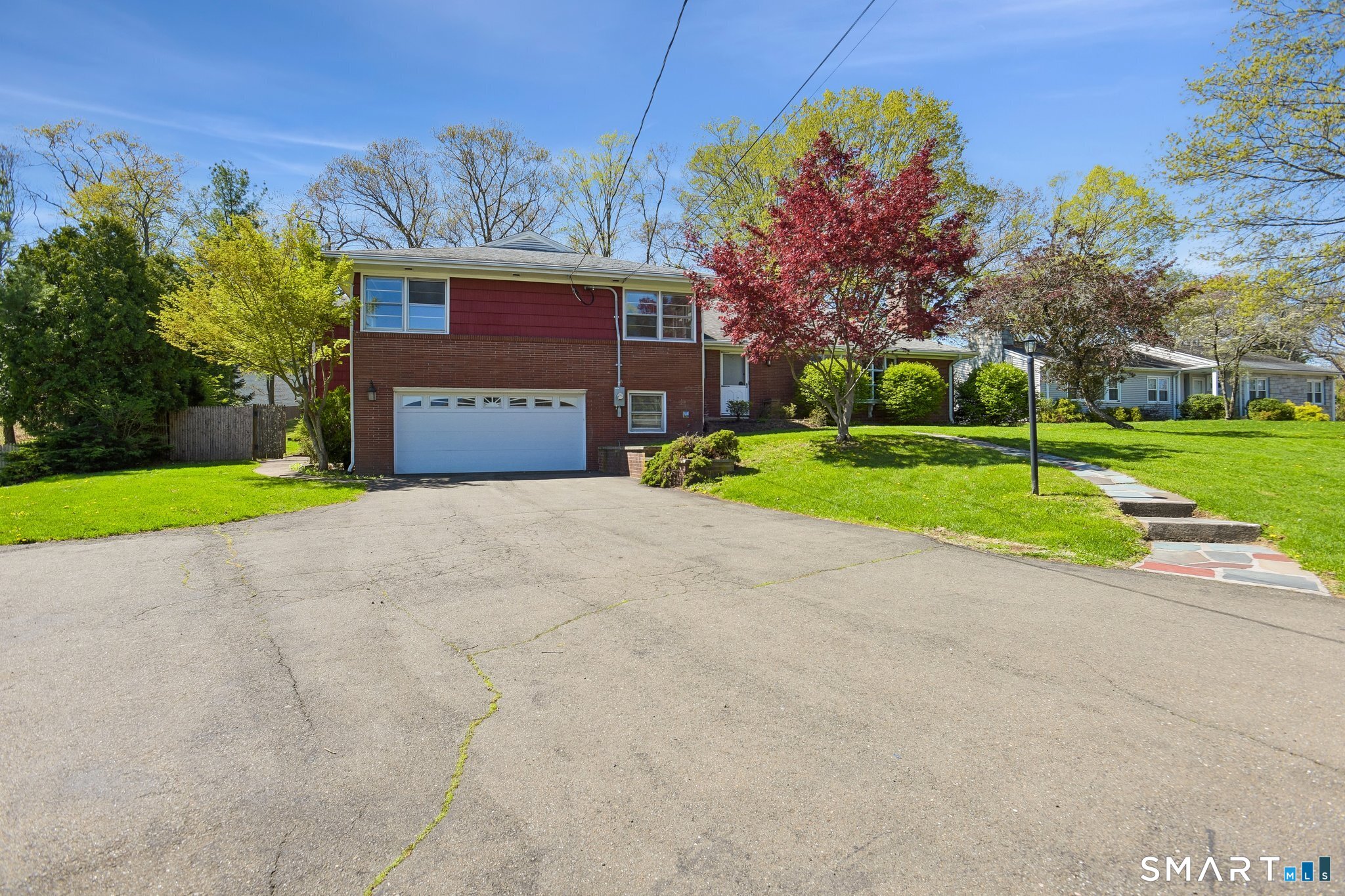 104 Knollwood Drive