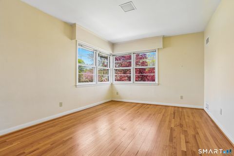Tiny photo for 104 Knollwood Drive, New Haven, CT 06515 (MLS # 24168542)