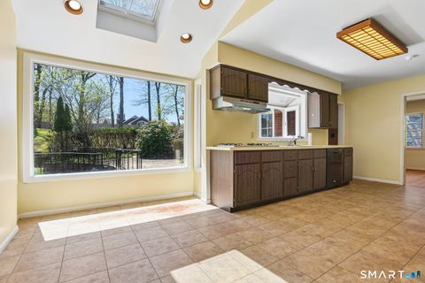 Tiny photo for 104 Knollwood Drive, New Haven, CT 06515 (MLS # 24168542)
