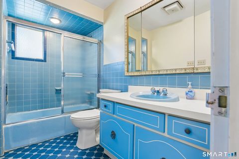 Tiny photo for 104 Knollwood Drive, New Haven, CT 06515 (MLS # 24168542)