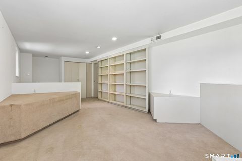 Tiny photo for 104 Knollwood Drive, New Haven, CT 06515 (MLS # 24168542)