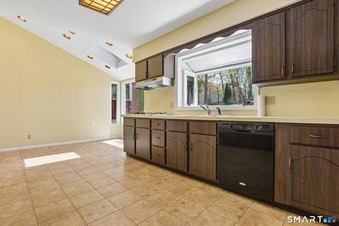 Tiny photo for 104 Knollwood Drive, New Haven, CT 06515 (MLS # 24168542)