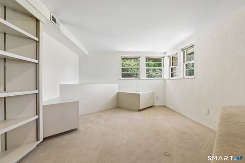 Tiny photo for 104 Knollwood Drive, New Haven, CT 06515 (MLS # 24168542)