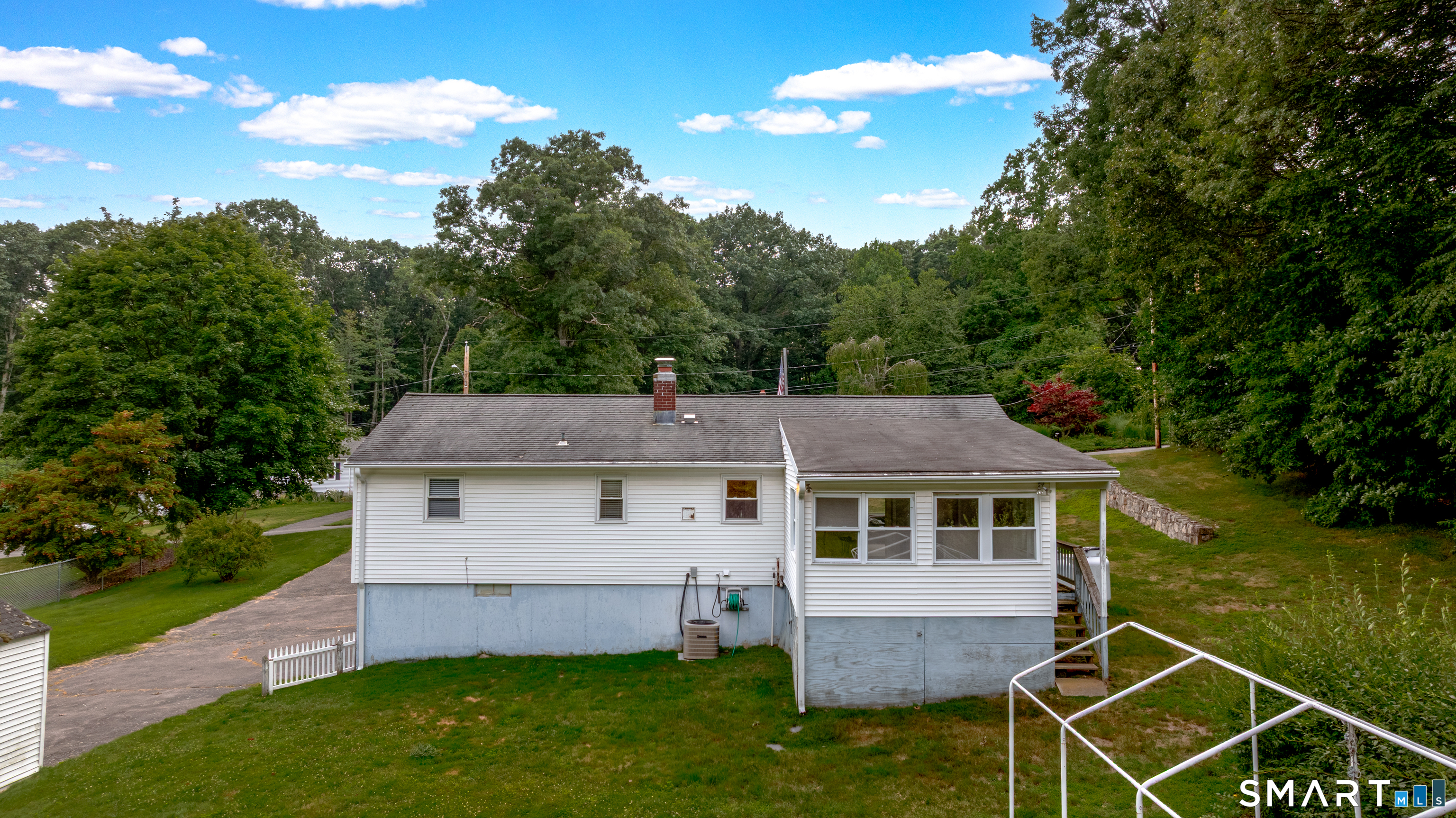 15 Fawn Hill Road