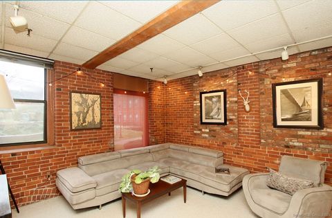 Tiny photo for 222 Williams Street E #APT 102, Glastonbury, CT 06033 (MLS # 24141529)