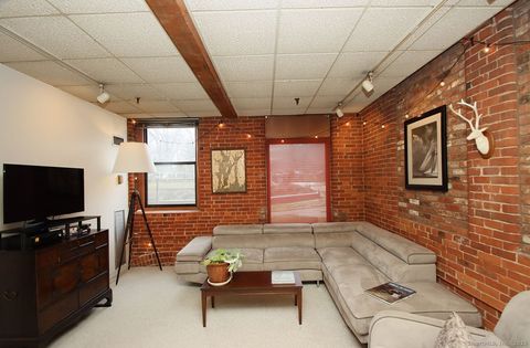 Tiny photo for 222 Williams Street E #APT 102, Glastonbury, CT 06033 (MLS # 24141529)