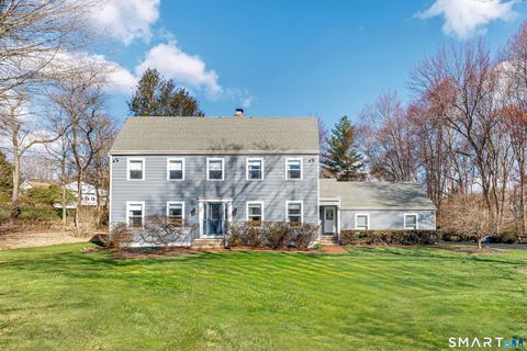 Photo of 7 Lafayette Drive, Trumbull, CT 06611 (MLS # 24167131)