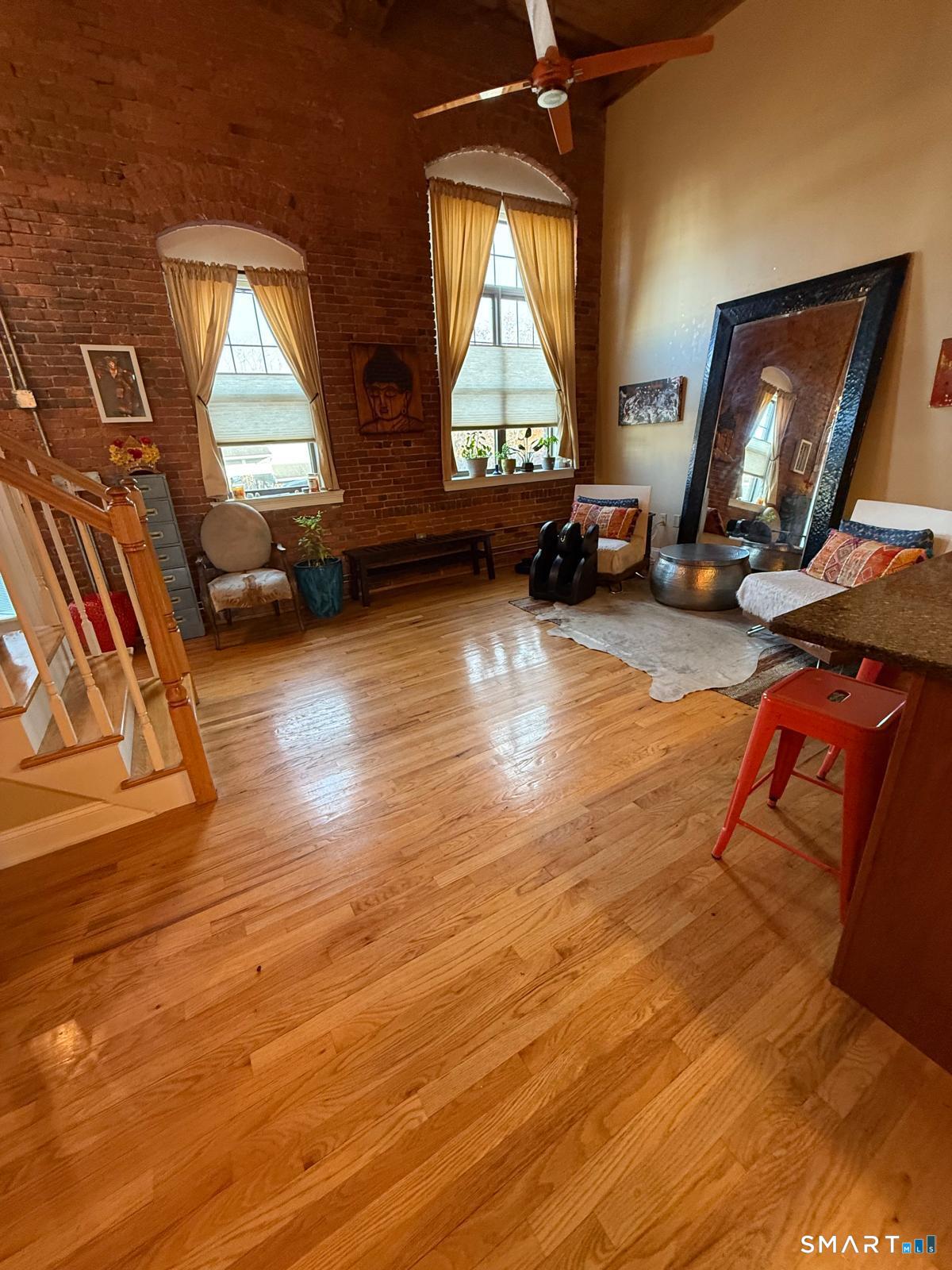33 Mechanic Street 203