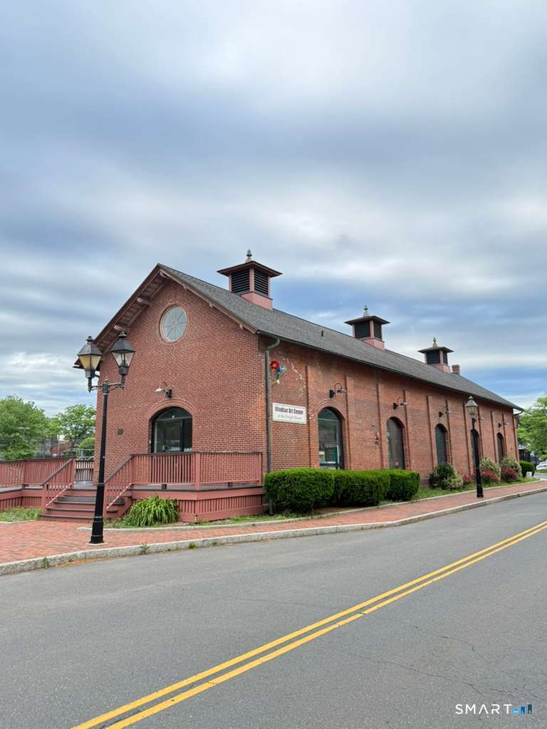 33 Mechanic Street 203