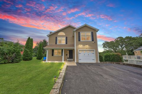 103 Esther Avenue Waterbury CT 06708