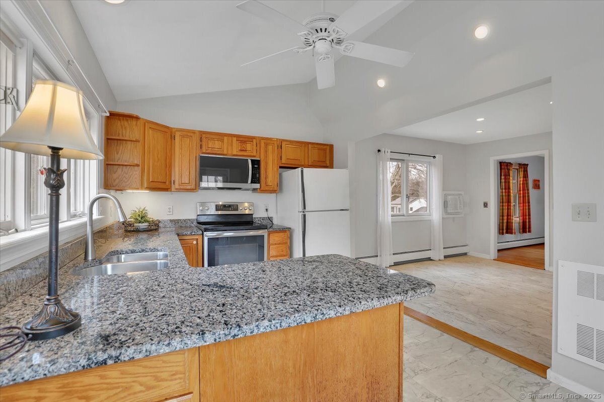 10 Yale Avenue, Middlebury, Connecticut image 11