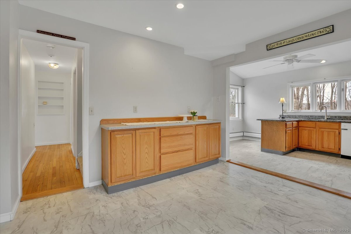 10 Yale Avenue, Middlebury, Connecticut image 9