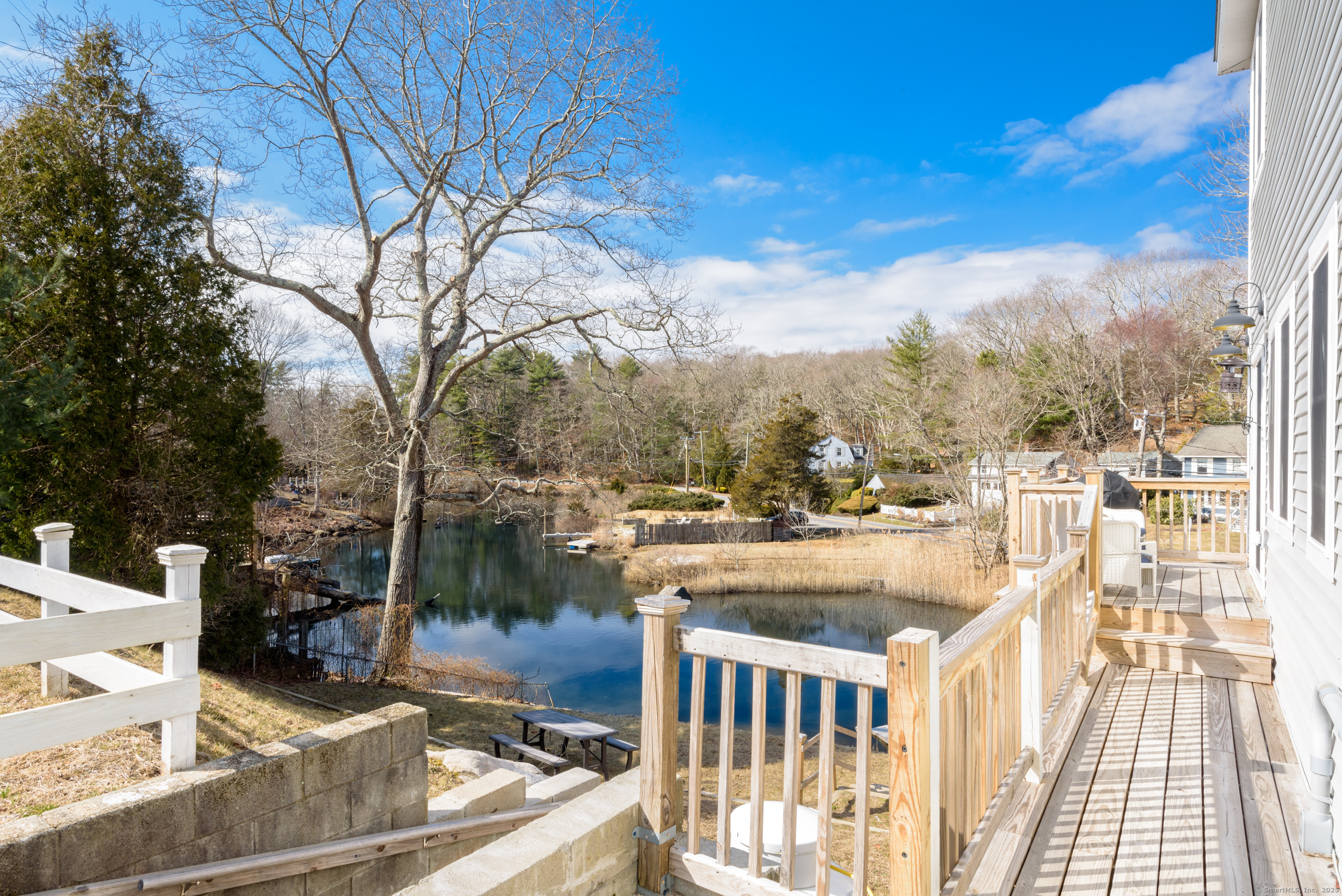 276 Niantic River Road