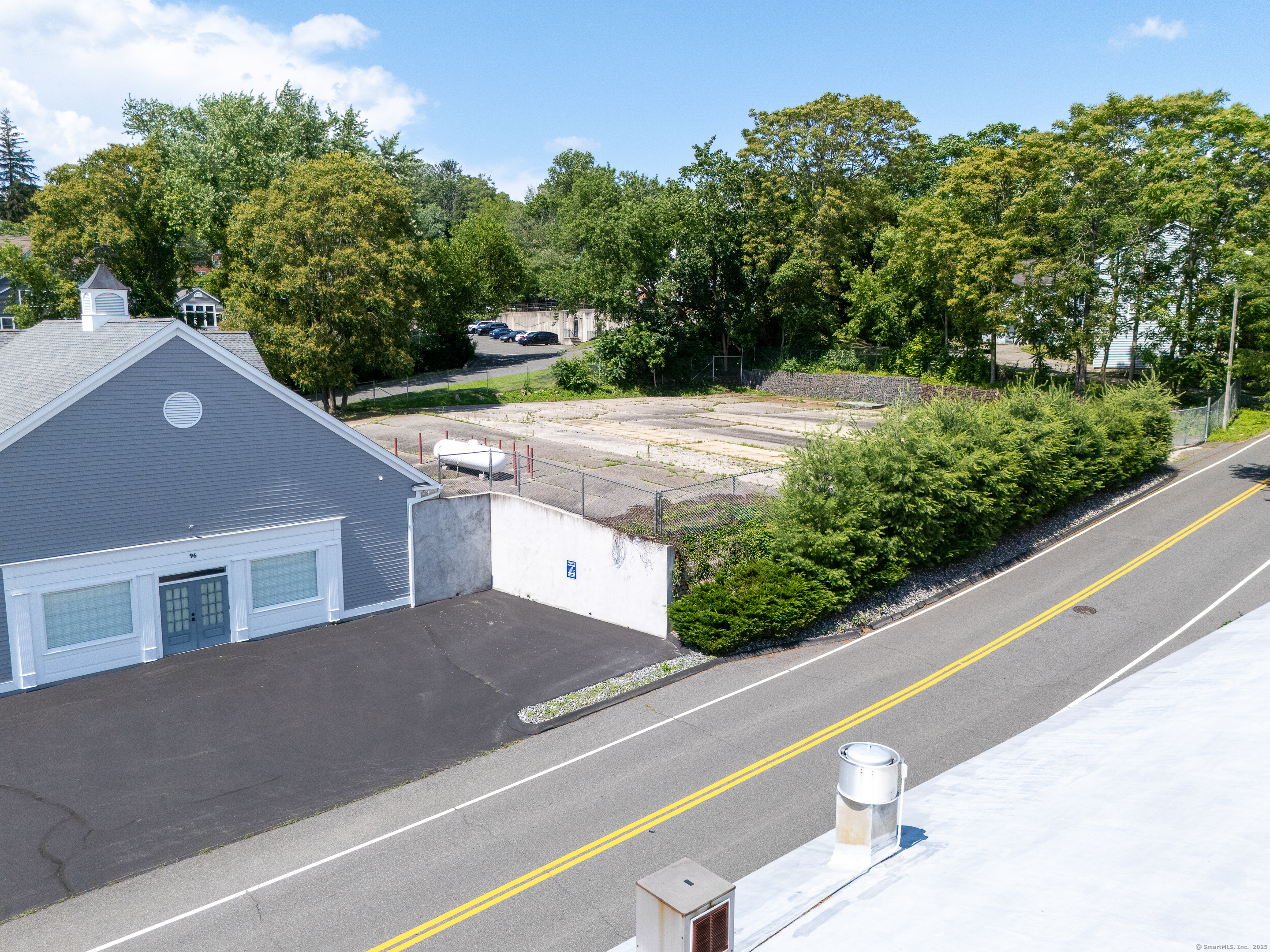 96 Railroad Street