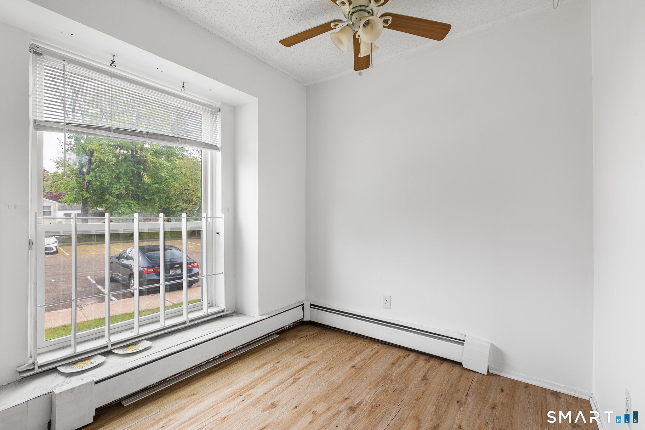 557 Glendale Avenue 557