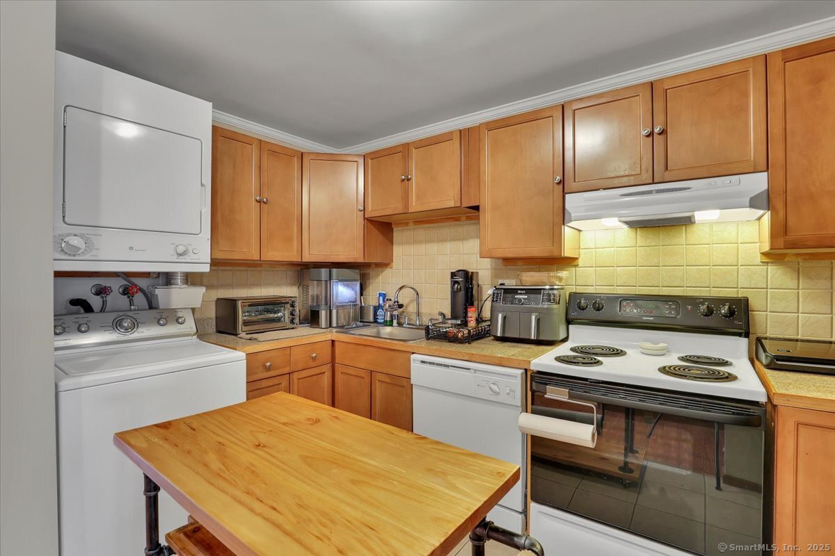 1221 Washington Street #APT 8, Middletown, Connecticut image 10