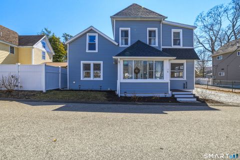 Photo of 6 Orchard Street, East Lyme, CT 06357 (MLS # 24160157)