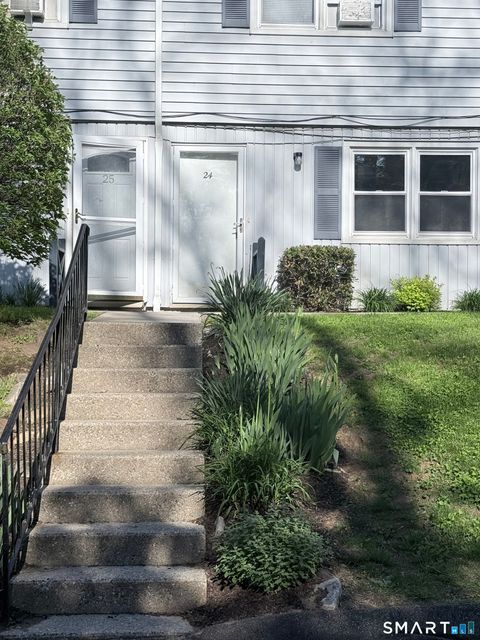 Tiny photo for 24 Pumpkin Hill Road #24, New Milford, CT 06776 (MLS # 24174116)