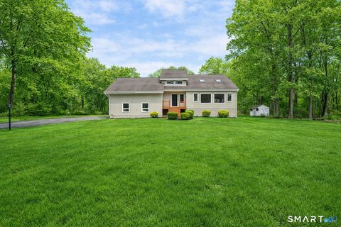 Photo of 6 Daniels Drive, Danbury, CT 06811 (MLS # 24165448)