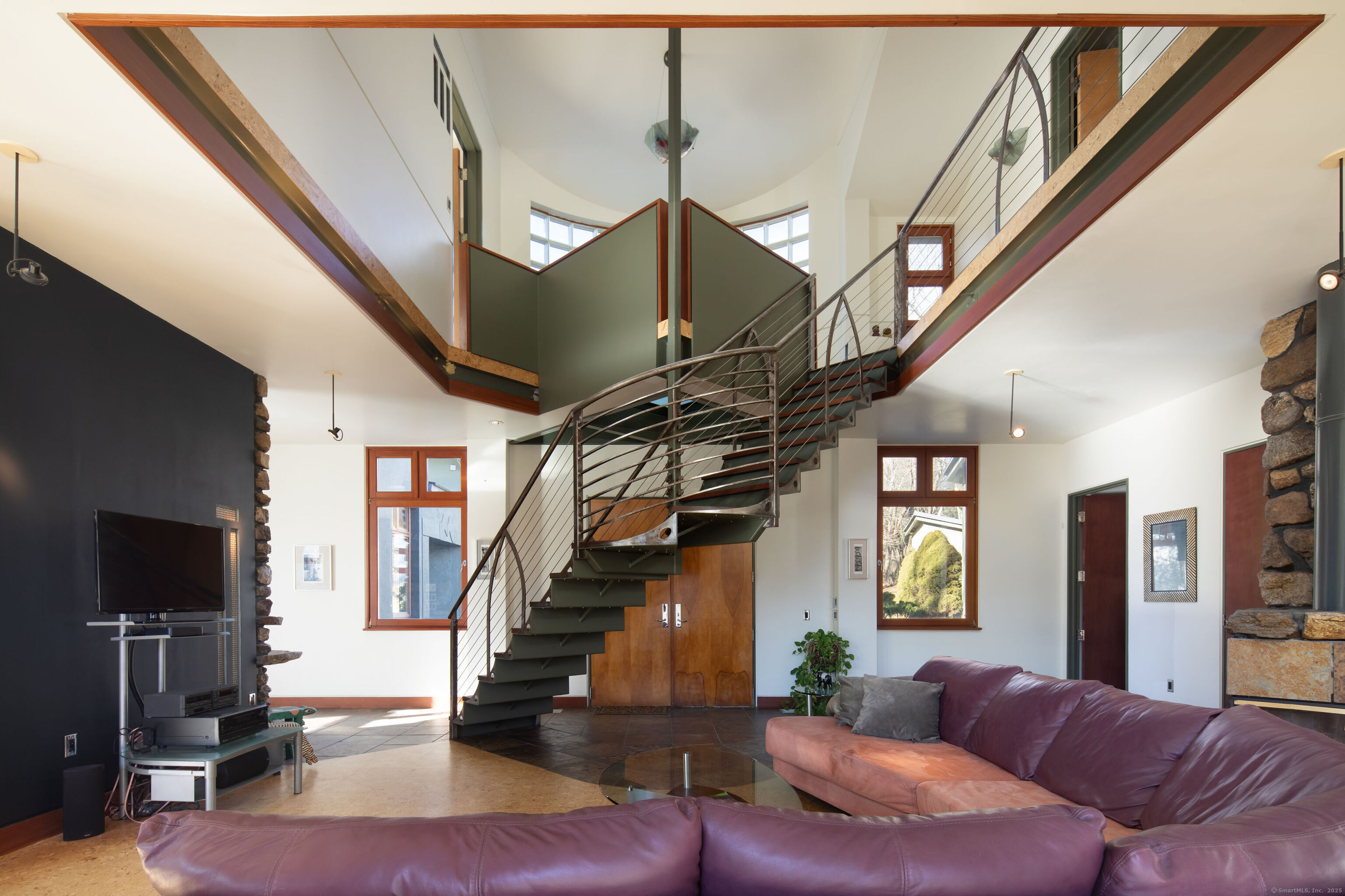 27 Ridge Road
